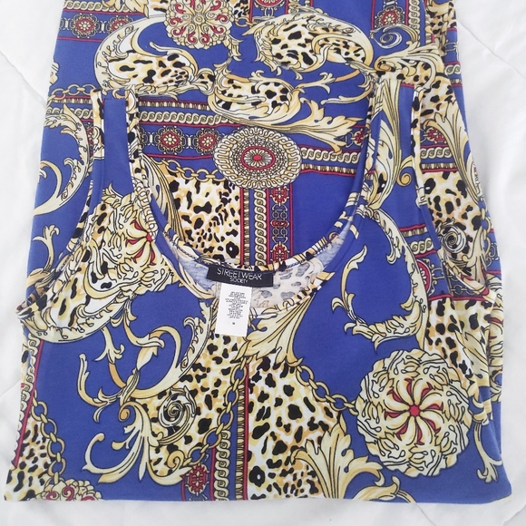 Dress - Picture 3 of 3